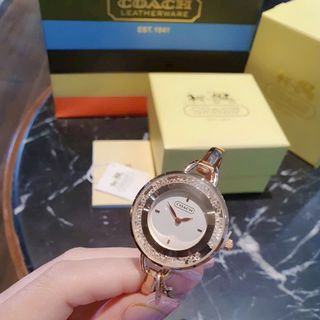 ĐỒNG HỒ THỜI TRANG NỮ COAC.H KIỀNG TAY 2