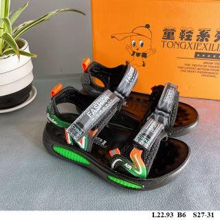 quai hậu bé trai S27-31 B6.93-ri5