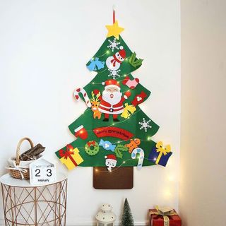 Set Cây Thông Nỉ Dán Tường 100x70cm - Kèm 32 Miếng Đèn Led Pin (Thùng 60)