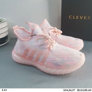 Giầy thể thao bé gái  S34,36,37 R124.85.ri3