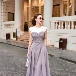 Váy xếp li phối trắng