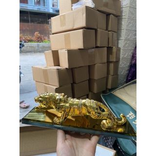 Tượng Hổ vằn đính đá phong thủy trang trí Taplo Xe hơi, Ô tô - chúa sơn lâm