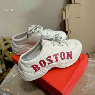 sục bata boston chưa bao giờ lỗi mốt
màu: trắng