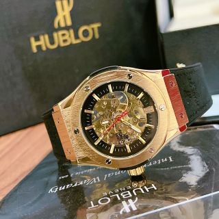 Đồng hồ nam chạy cơ lỗ máy mới