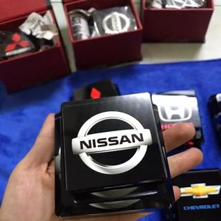 ( có video thật) nước hoa ô tô HONDA - nước hoa pha lê logo hãng xe đặt taplo