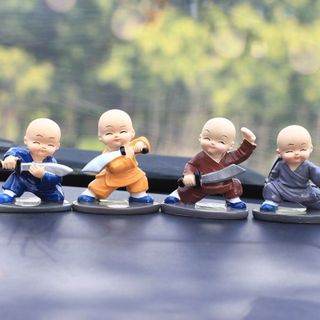 Trang trí taplo ô tô - Bộ 4 chú tiểu múa kiếm đặt bàn làm việc giúp mang lại may mắn tài lộc - Phật Pháp An Nhiên giá sỉ