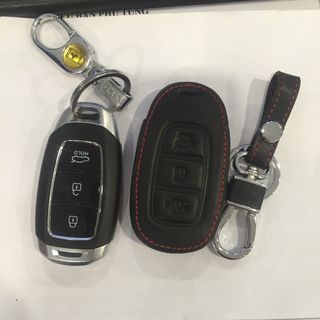 Bao da chìa khóa xe Huyndai Santafe 2018 đời cũ