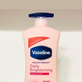 Sữa dưỡng thể toàn thân VASELINE Mỹ 725ml