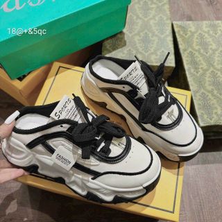 Bata sục quảng châu