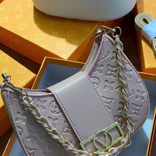 Túi xách nữ dáng thuyền trẻ trung đi chơi phù hợp cho nữ
