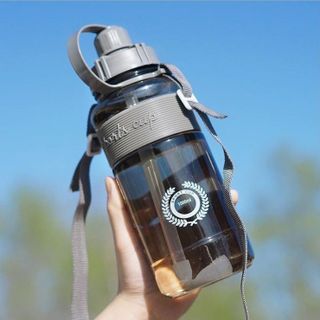 Bình đựng nước thể thao tập gym đi học từ 0,6 - 2 lít chai nhựa 1l 2l chia vạch tặng dây đeo vòi ống hút cute - SP005