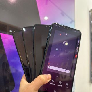 LG V40 ThinQ likenew 99% bảo hành 1 đổi 1.,