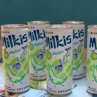 Soda sữa healthy Milkis Lotte Hàn Quốc