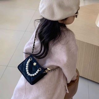 Túi Xách Đeo Chéo Đính Ngọc Trai Hình Thoi Nhỏ Xinh Thời Trang Cho Mẹ Và Bé