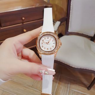 ĐỒNG HỒ NỮ TRUNG CẤP PA.TEK CAO SU VH