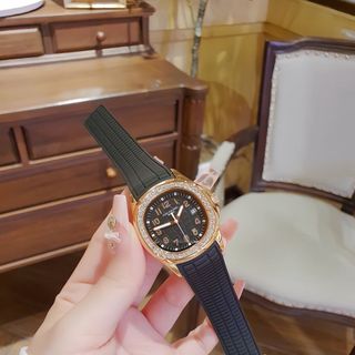 ĐỒNG HỒ NỮ TRUNG CẤP PA.TEK CAO SU VH