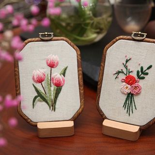 Tranh Hoa 3D Chỉ Thêu Thủ Công, Quà Tặng Hanemade mang Ý nghĩa, Đầy Độc đáo, đầy sáng tạo. kèm đầy đủ bộ dụng cụ ( Hàng, Giá Tận xưởng )