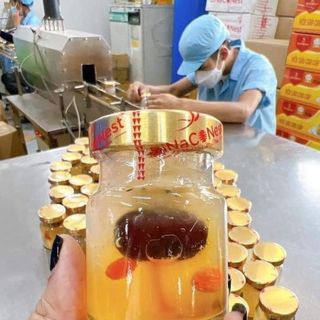 Yến hũ chưng sẵn Tam vị- 30% yến tươi nguyên chất, kết hợp táo đỏ, kỷ tử, hạt sen