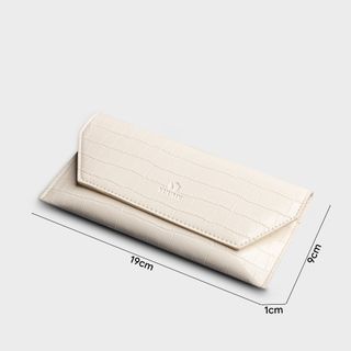 Ví da nữ cầm tay nắp gập hình thang Yuumy Seasand YV94