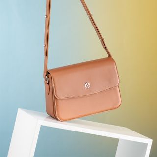 Túi đeo chéo da nữ nắp gập khóa nam châm Yuumy Seasand YN175