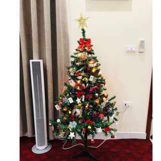 Cây thông noel 1m6 đầy đủ phụ kiện, cây thông noel đi kèm bộ phụ kiện trang trí giáng sinh siêu lung linh