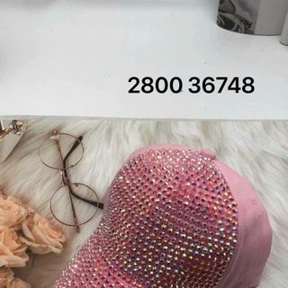 Mũ lưỡi trai đính hạt cườm QC