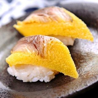 Cá Trích Ép Trứng Sashimi giá sỉ