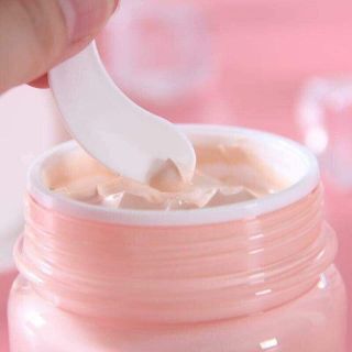Kem Make up Thần Thánh Tree Chada Thái Lan