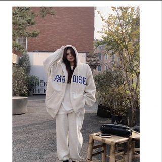 Áo khoác hoodie zip kèm quần jogeer bo ống