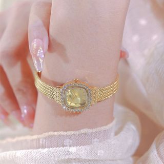 Đồng hồ lắc vuông nhí