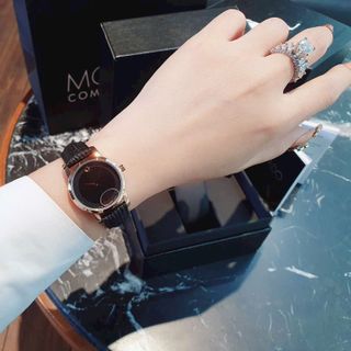 ĐỒNG HỒ CẶP M,V,D da trung cấp
