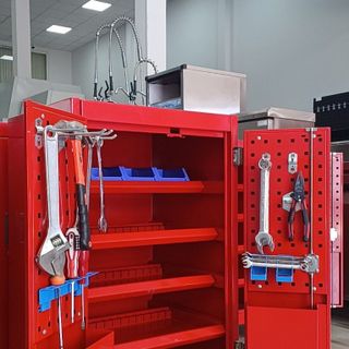 Tủ đựng đồ nghề sửa chữa