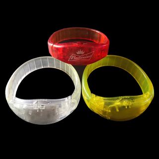 Vòng Tay Phát Sáng Cảm Biến Âm Nhựa PVC Nháy đèn Theo Âm thanb Cho buổi hoà nhạc , Cổ vũ Tuỳ Chỉnh ( IN LOGO THEO YÊU CẦU )