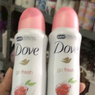 Xịt khử mùi Dove 150ml ( Lựu Hồng - Dưa leo xanh)