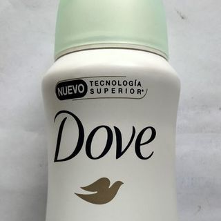 Xịt khử mùi Dove 150ml ( Lựu Hồng - Dưa leo xanh)