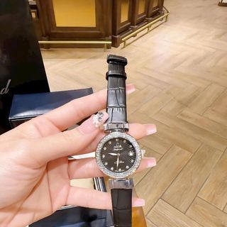 ĐỒNG HỒ NỮ TRUNG CẤP OMG DÂY DA