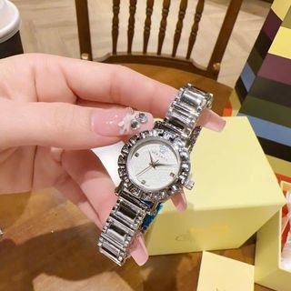 ĐỒNG HỒ NỮ TRUNG CẤP VS MINI