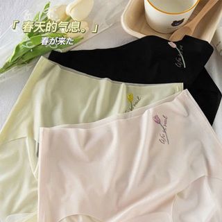 Quần lót nữ lụa cạp cao