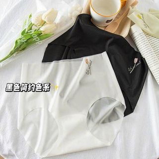 Quần lót nữ lụa cạp cao