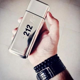 Nước Hoa Nam Carolina Herrera 212 Vip Men EDT 100ml