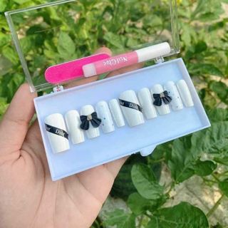 Móng up xinh xẻo và sale ạa !!!