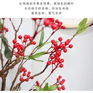 Cành đông đào có lá điểm