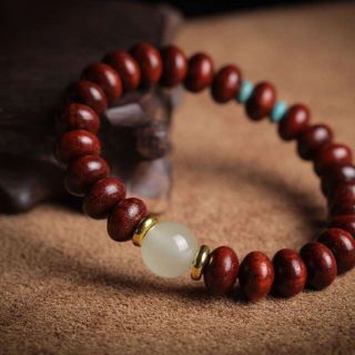Vòng Tay Gỗ Đàn Hương Đỏ 8mm