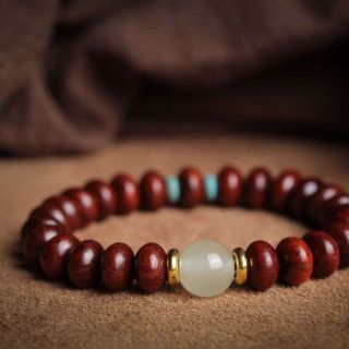 Vòng Tay Gỗ Đàn Hương Đỏ 8mm