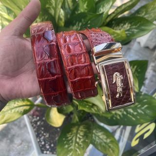 Dây lưng da cá sấu gù