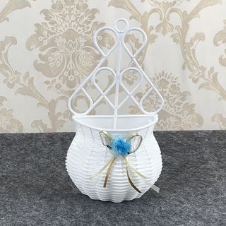 Giỏ hoa treo tường thông dụng