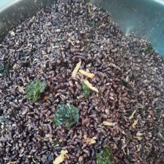 Cốm gạo lứt đen rong biển ăn liền 50g - Ăn vặt lành mạnh, ăn kiêng, ăn chay, giảm cân
