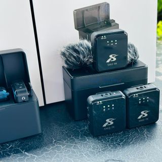 Micro Cài Áo Đa Năng SX63 - Âm Thanh Chất Lượng Cao, Chống Ồn Siêu Tốt, Thu Âm Đến 30M, Sạc Pin Trực Tiếp Nhẹ Nhàng Mang Đi Mọi Nơi