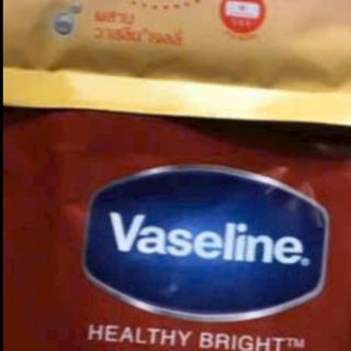 Tắm trắng VASELINE gluta hya 4 MÀU