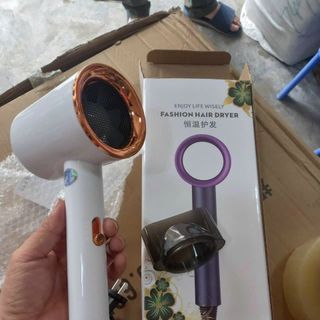 Máy sấy tóc